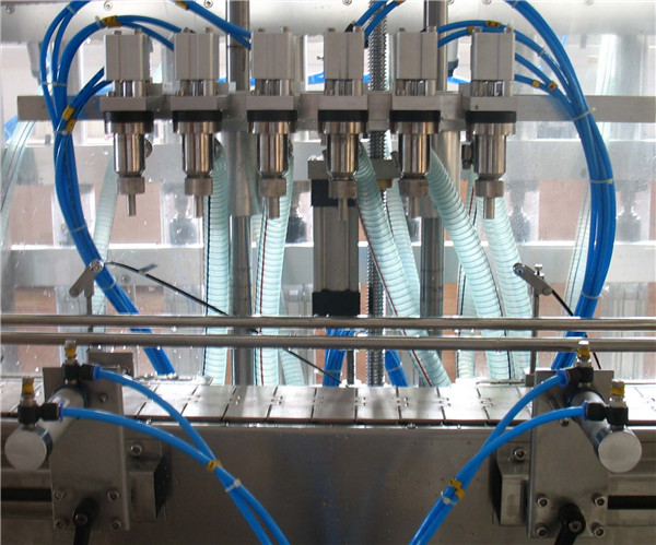 Máy làm đầy chất lỏng tự động Six Head